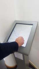 Zaslon NEKTEO (Špela Kranjc)